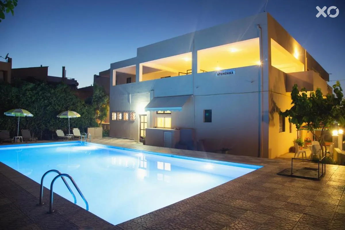 Domenica Apartments