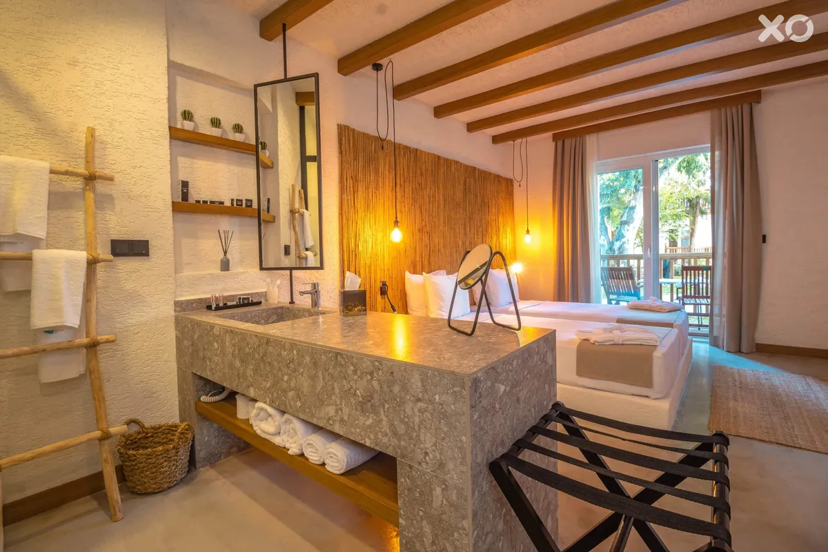 Very Chic Hotel