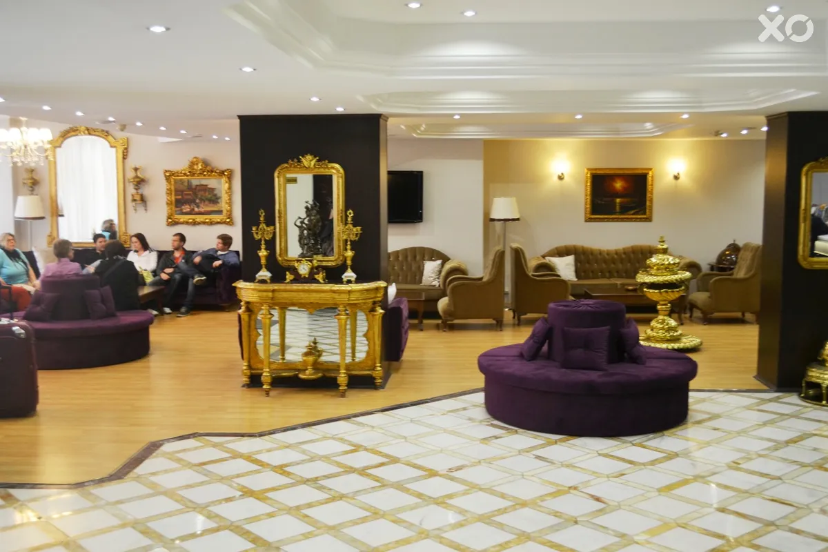 Grand Ant Hotel