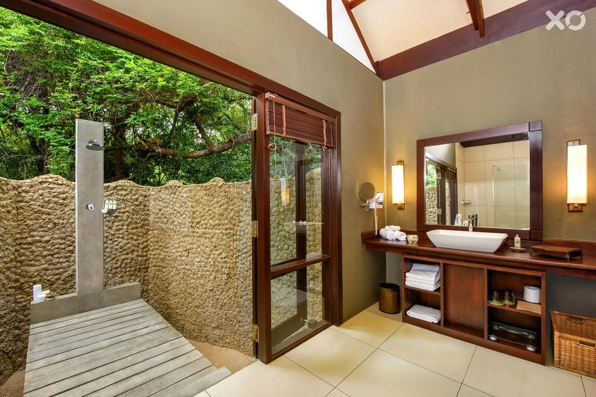 Jungle Beach Resort