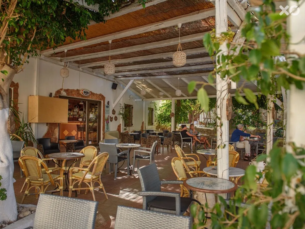Zafiria Hotel