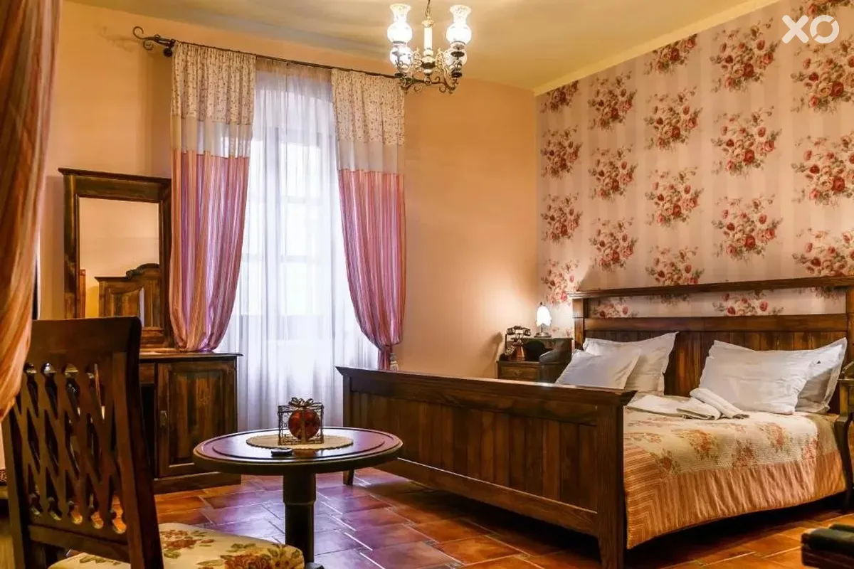 Monte Cristo Hotel