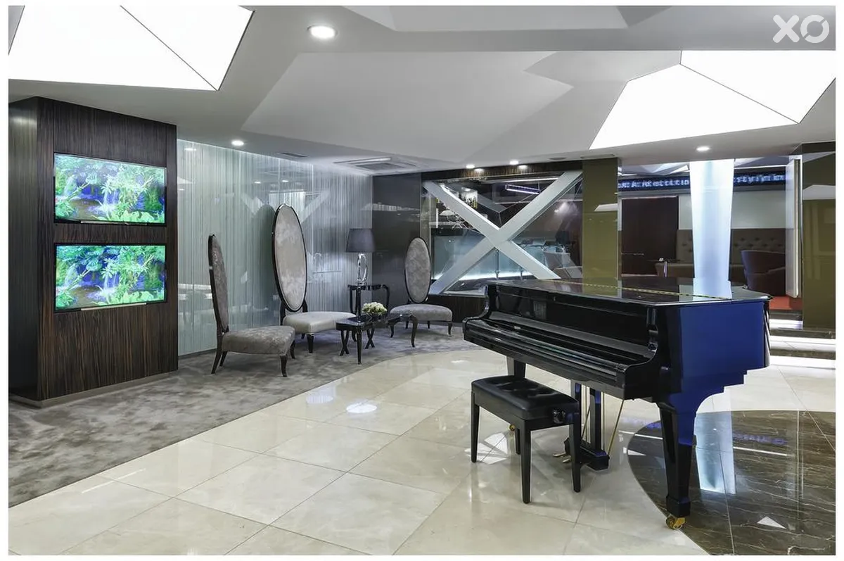 Cartoon Hotel