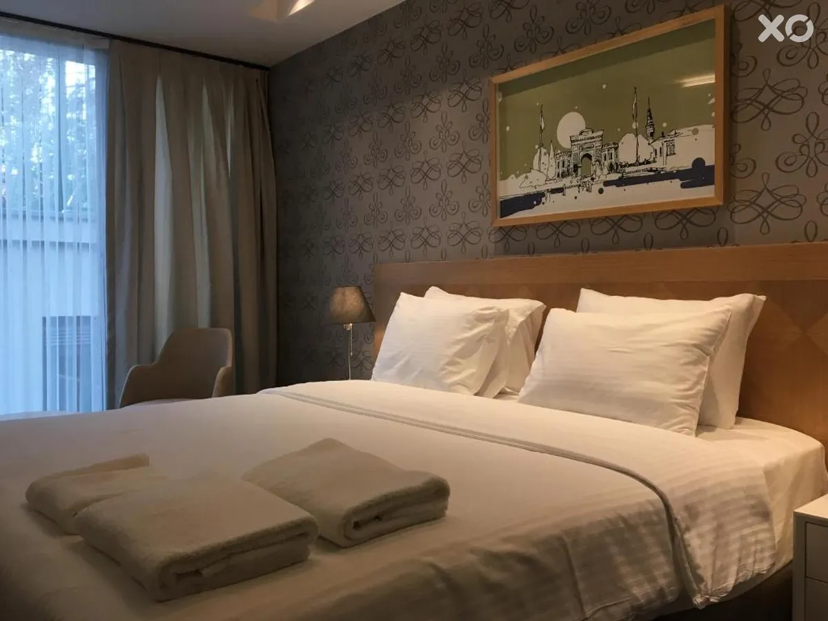Four-G Hotel