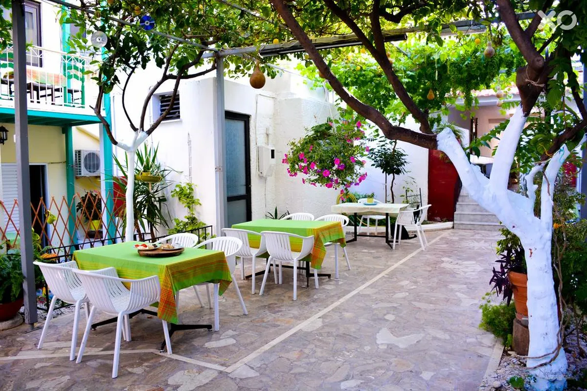 Lefka Hotel & Apartments