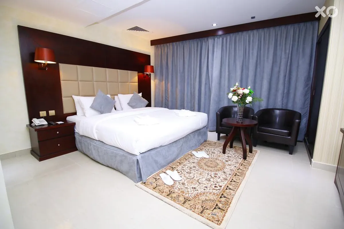 Royal Falcon Hotel