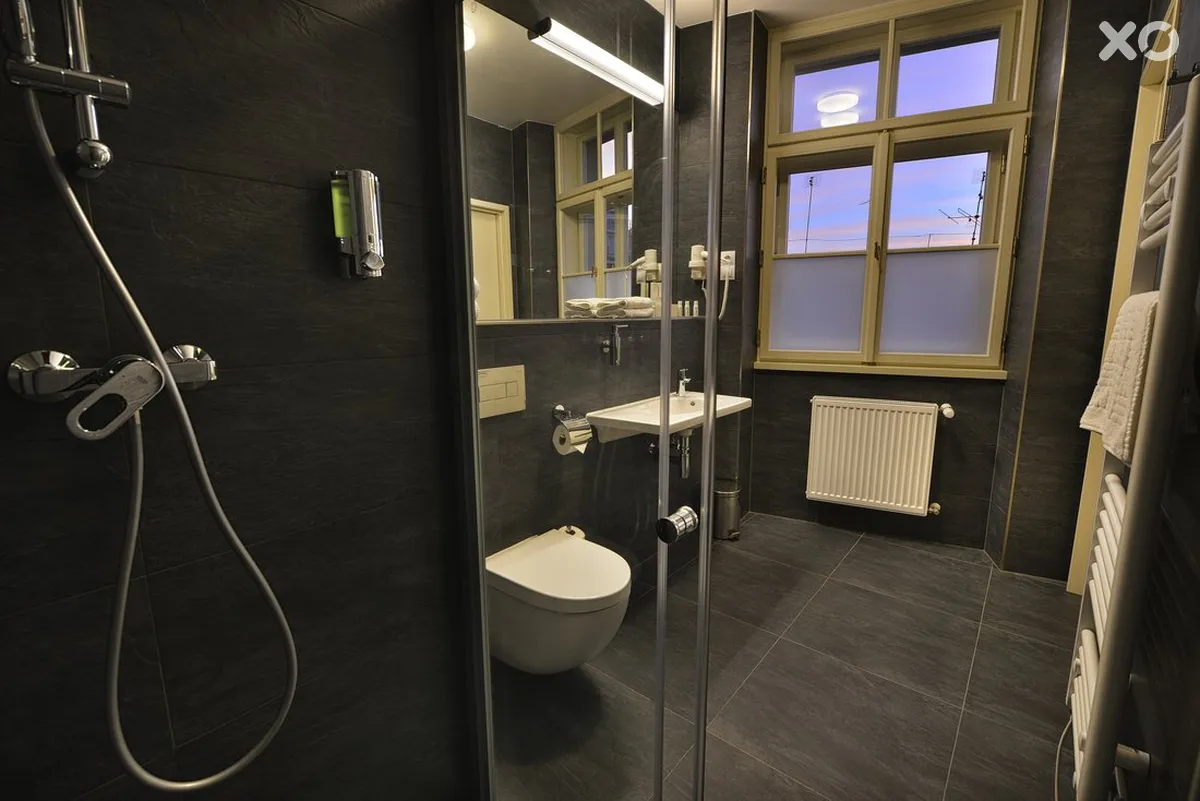 EA Hotel New Town