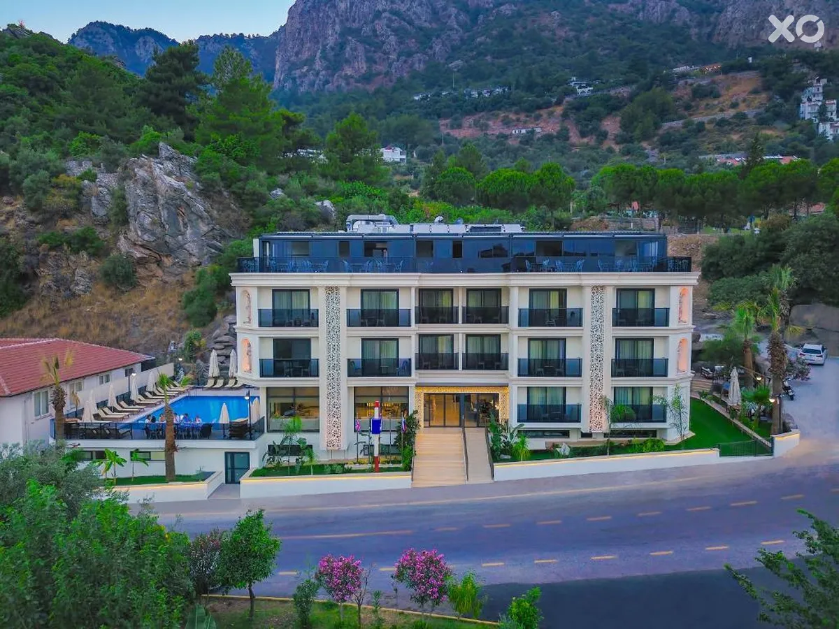 Amossia Elite Boutique Hotel