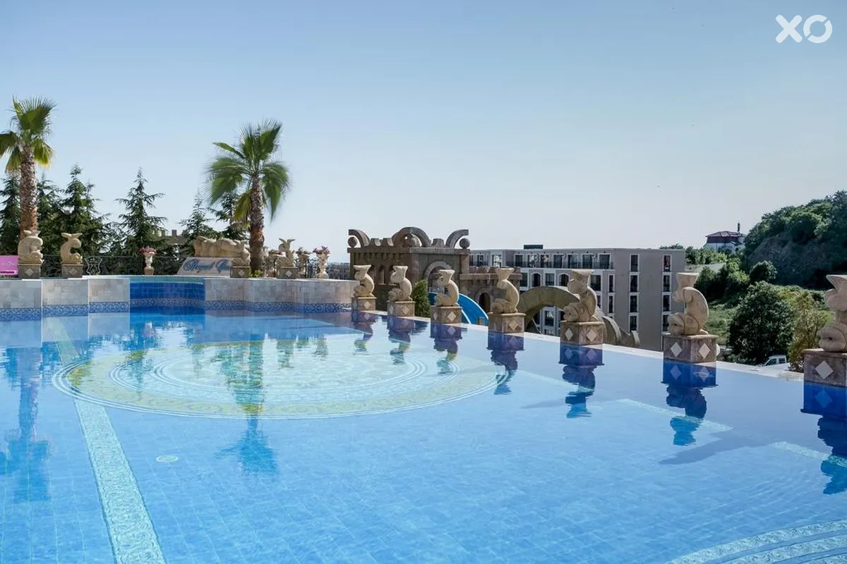 Royal Castle Design & Spa