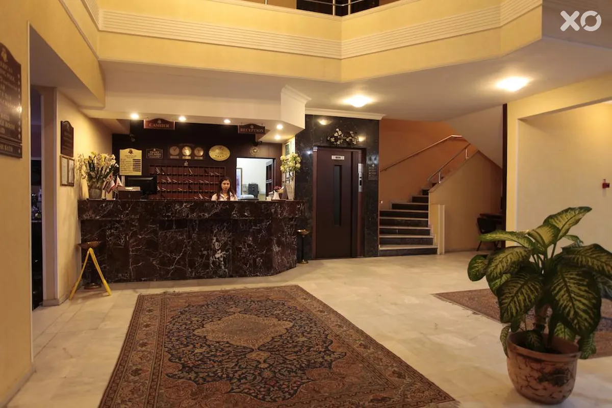 Palm Hotel