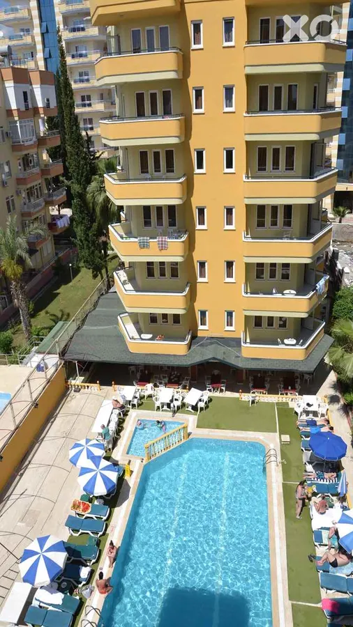 Gold Twins Family Beach Hotel