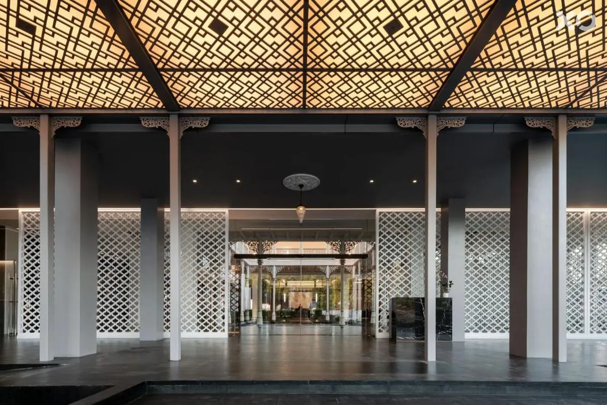 Ramada Plaza by Wyndham Chao Fah