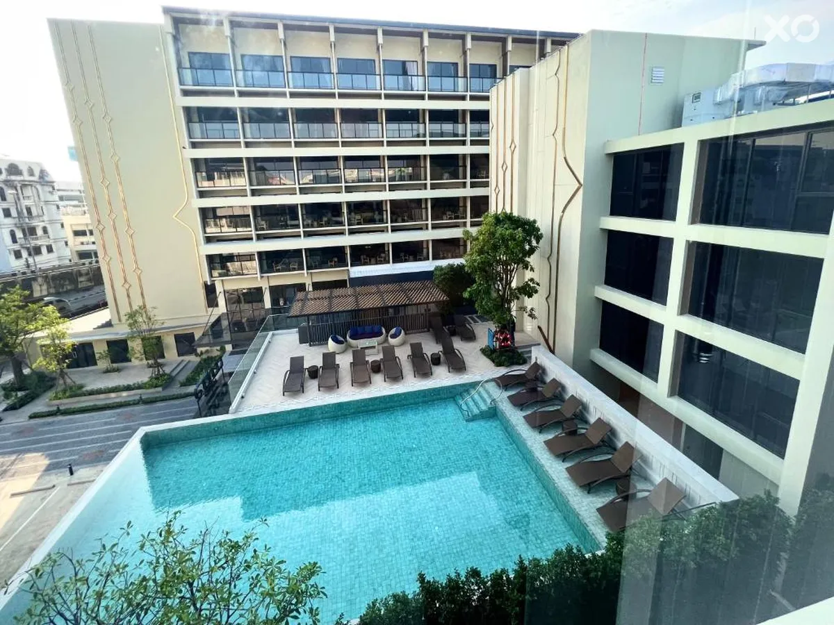 Centara Life Hotel Bangkok Phra Nakhon