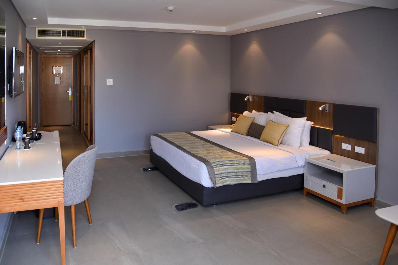 Sunrise Diamond Beach Resort Grand Select