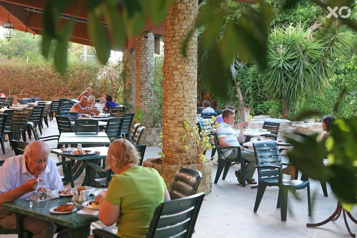 Navarria Hotel