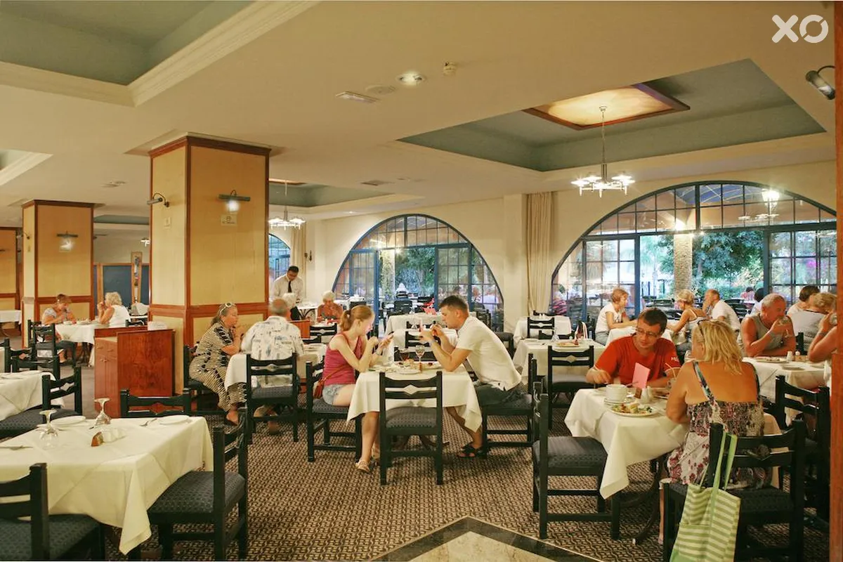 Navarria Hotel