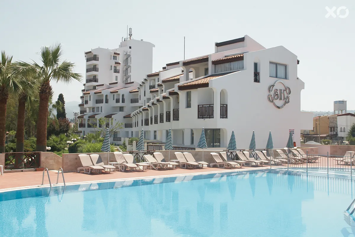 Sentinus Beach Hotel