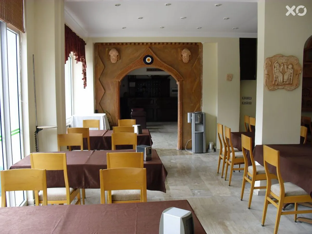 Anerissa Hotel