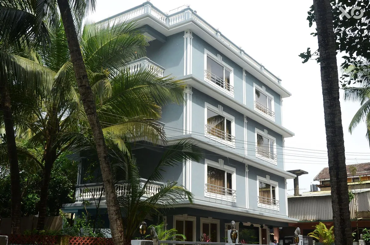 Royal Mirage Boutique