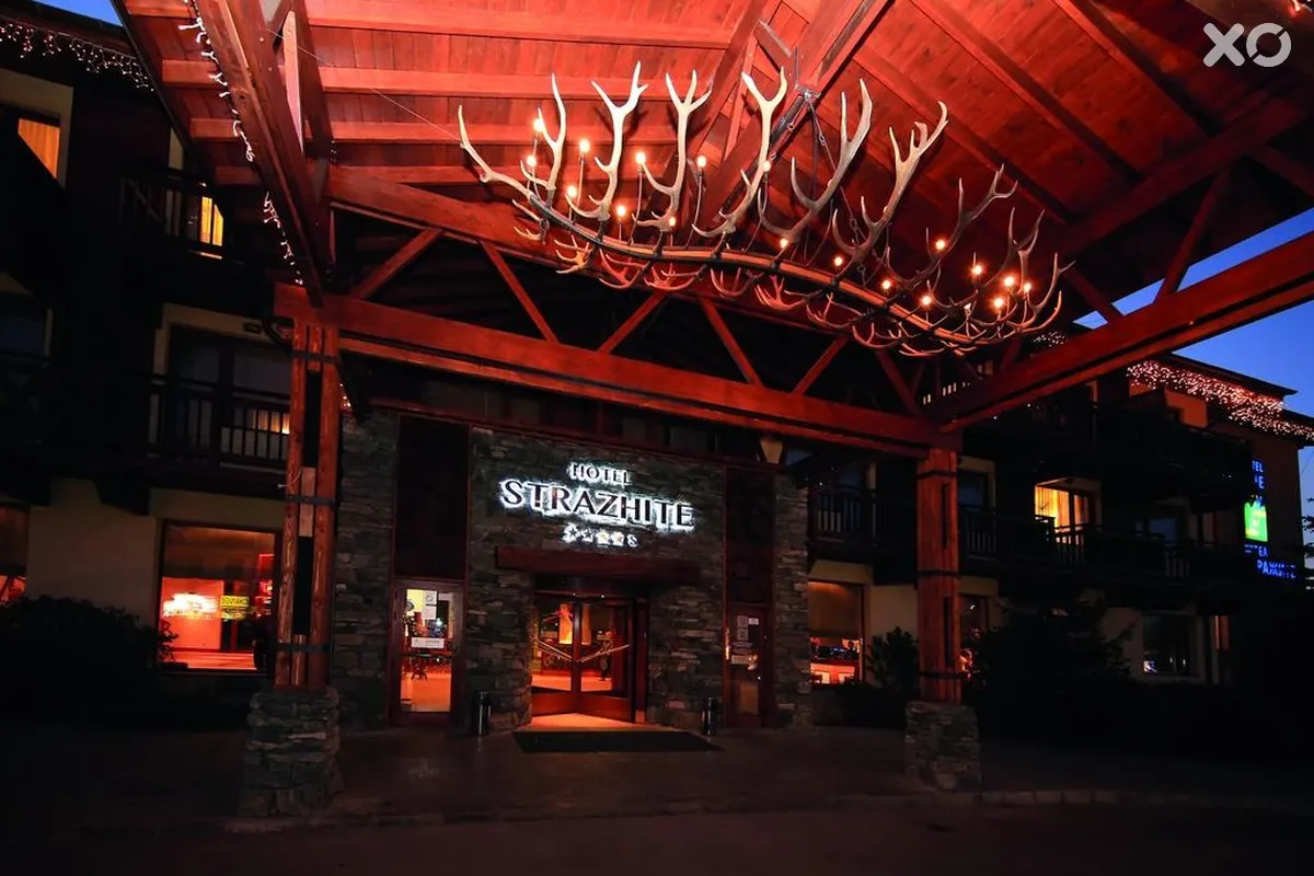 Strazhite Hotel