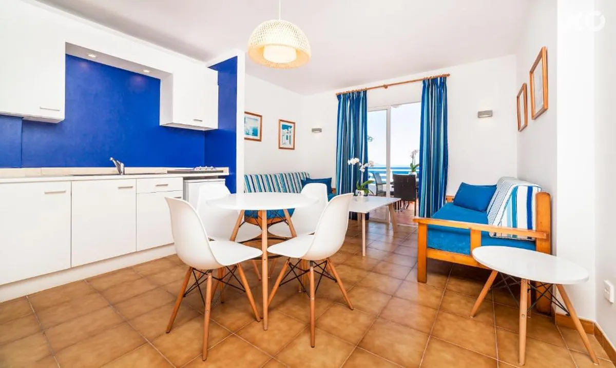 Globales Apartamentos Cala Vinas