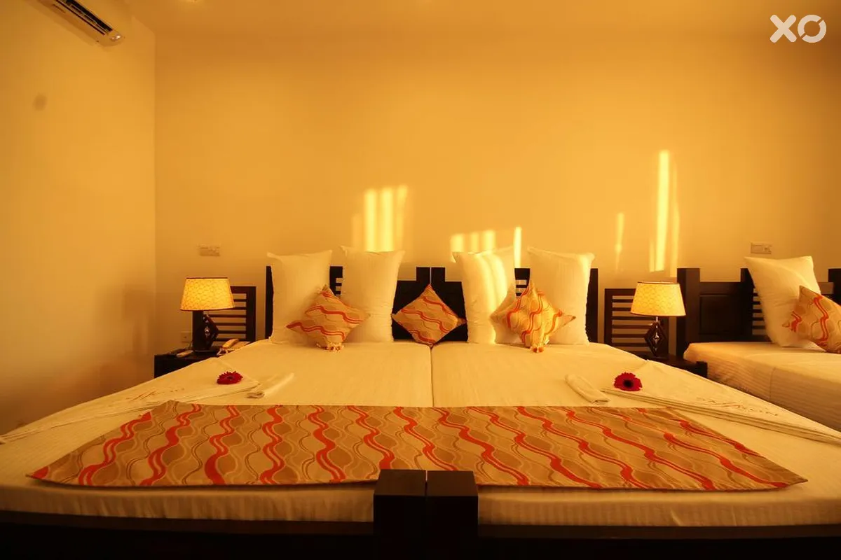 Saffron Hotel