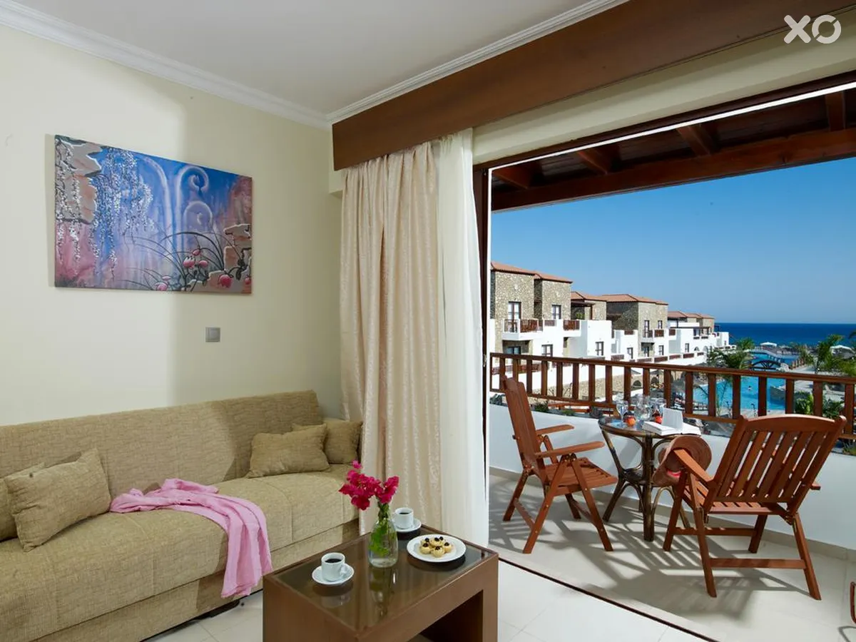 Costa Lindia Beach Resort