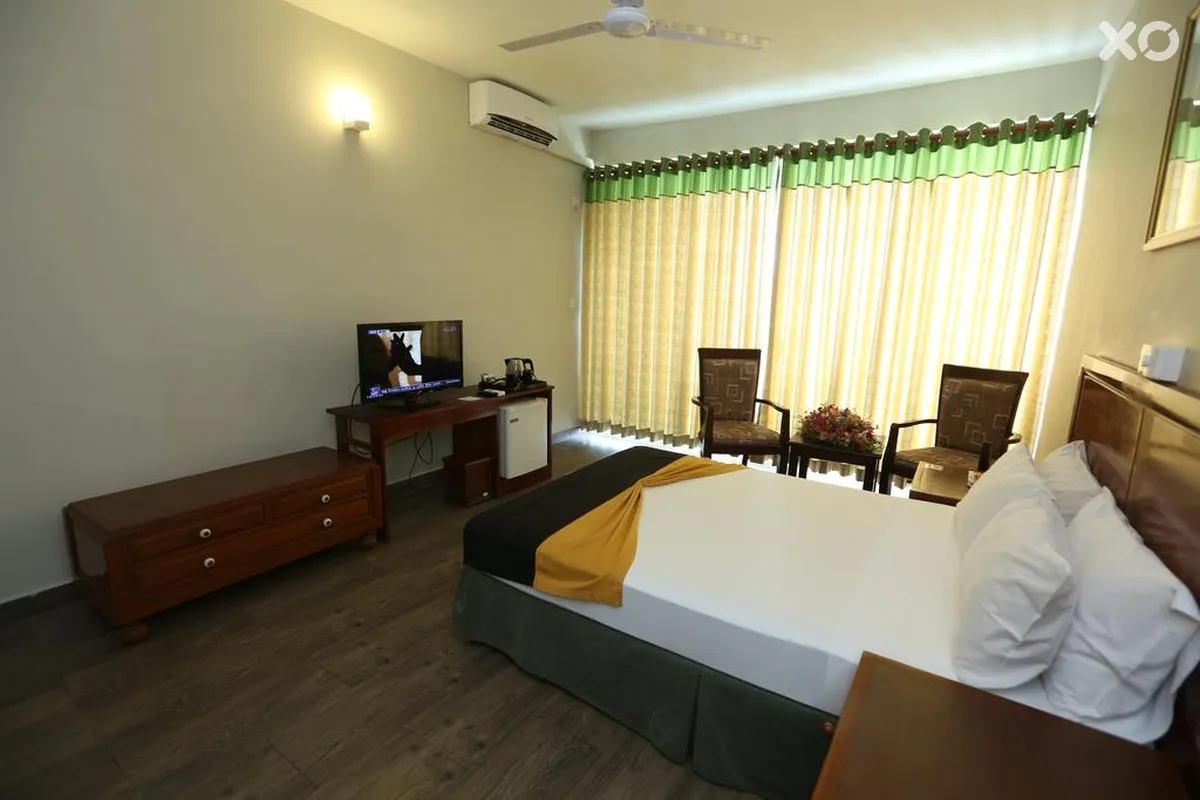 Hikkaduwa Beach Hotel