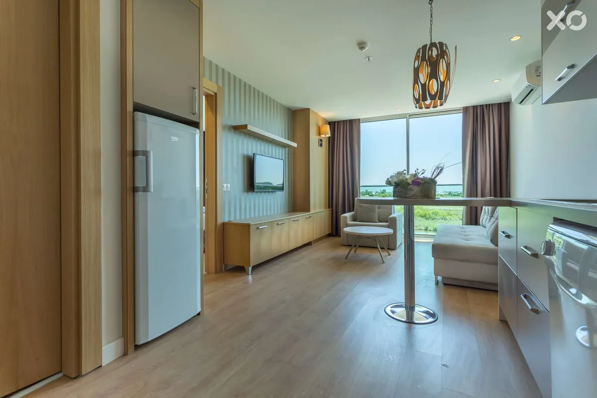 Aska Lara River Suite