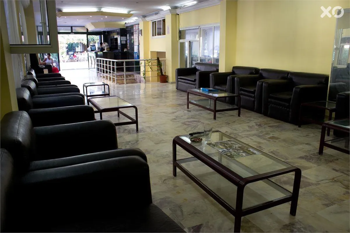 Ares City Hotel