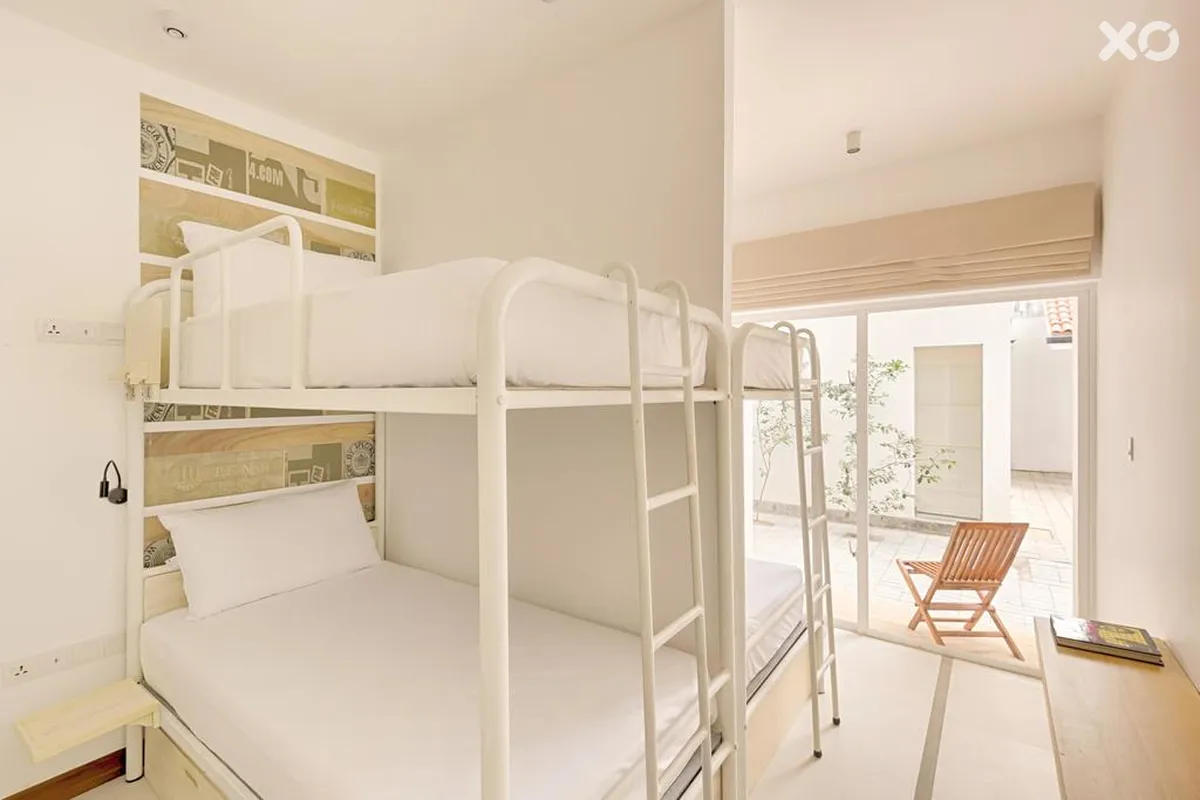 J Unawatuna Hotel