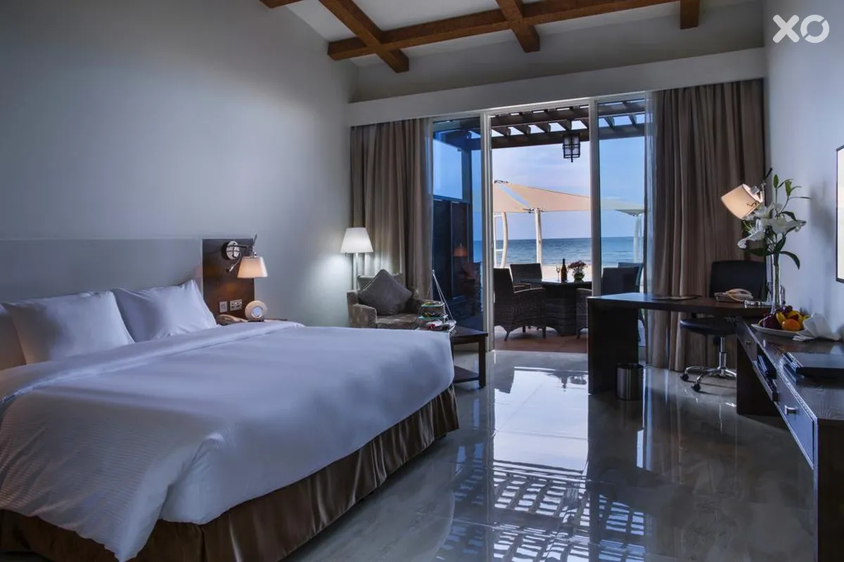 Danat Jebel Dhanna Resort