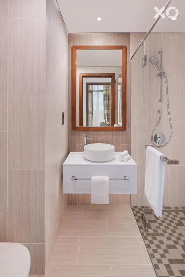 Staybridge Suites Dubai al-Maktoum Airport