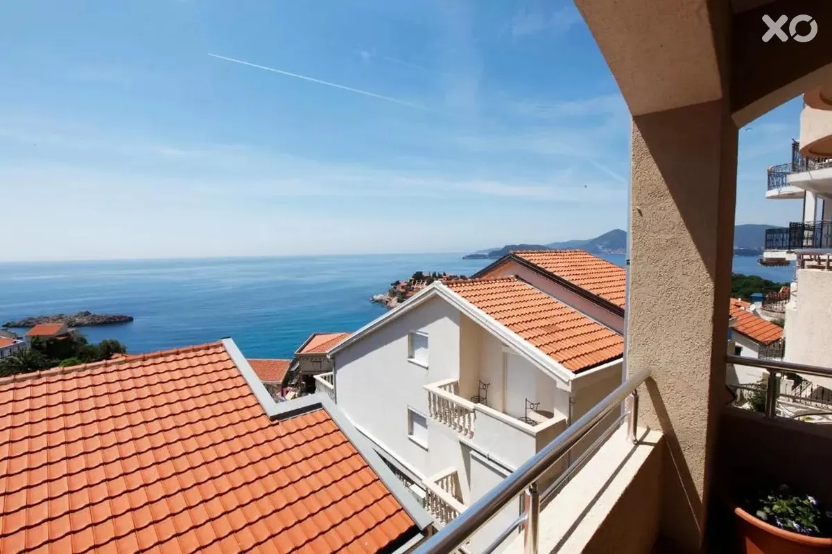 Baron Apartments
