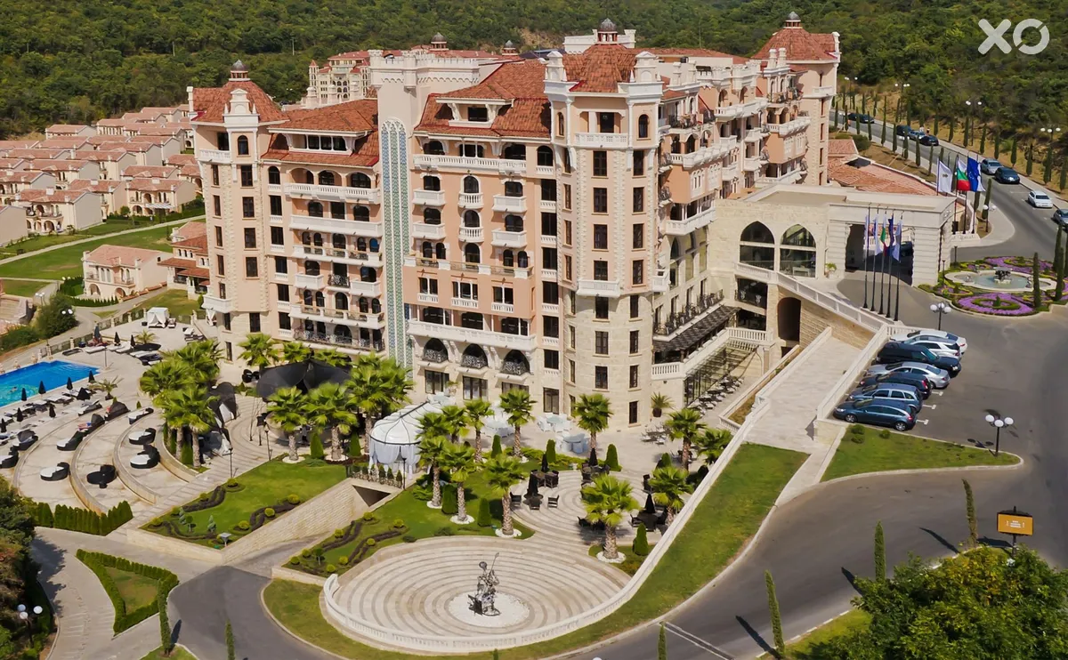Royal Castle Design & Spa