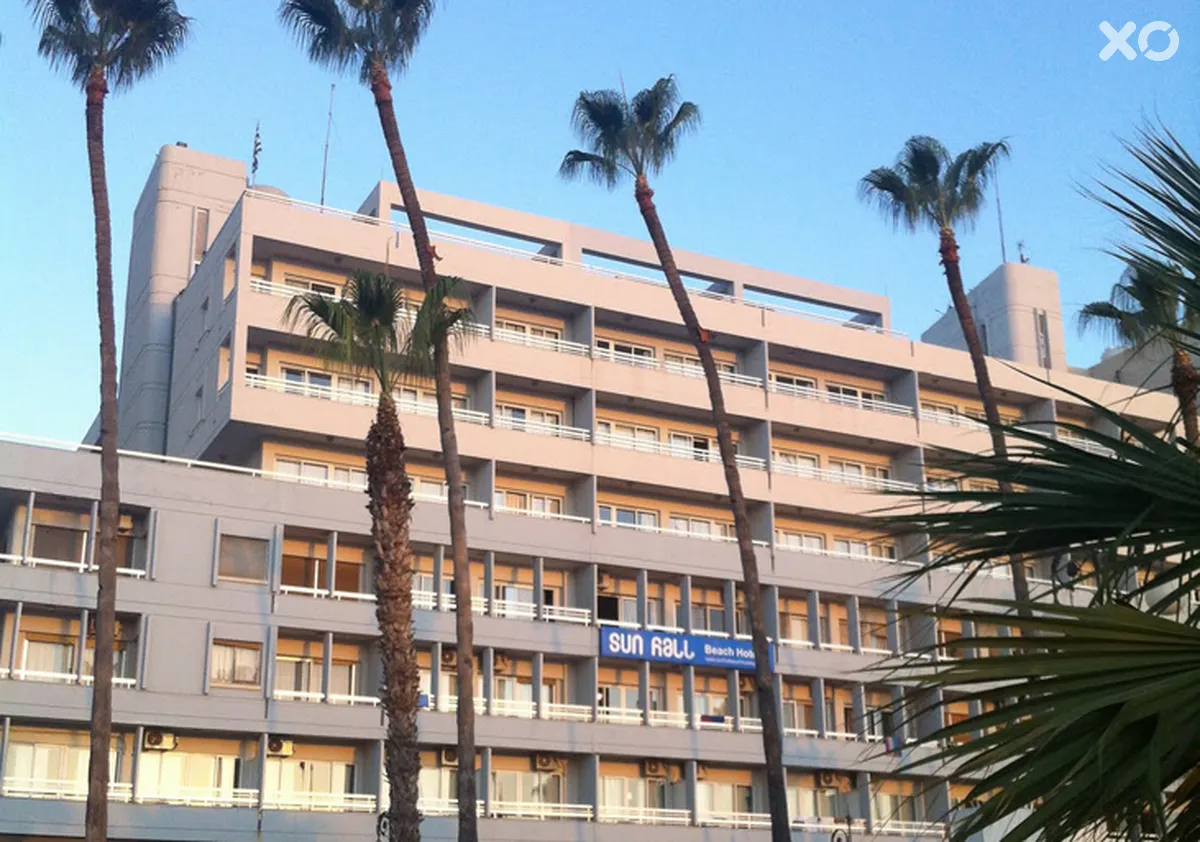 Sun Hall Beach Hotel Apts