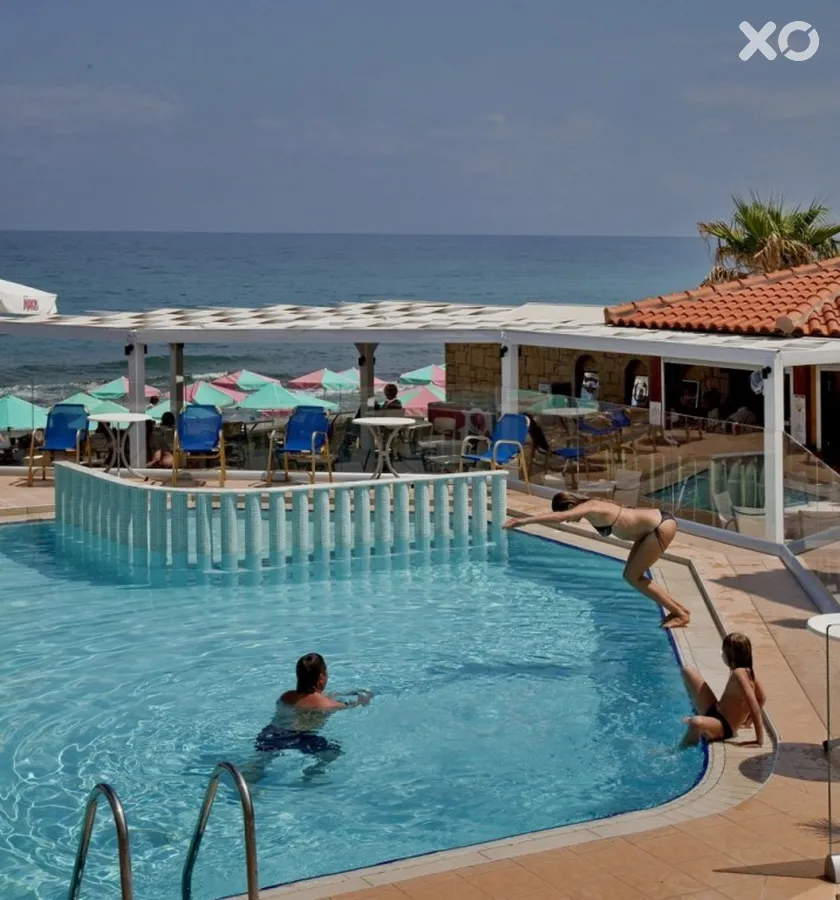 Jo-An Beach Hotel