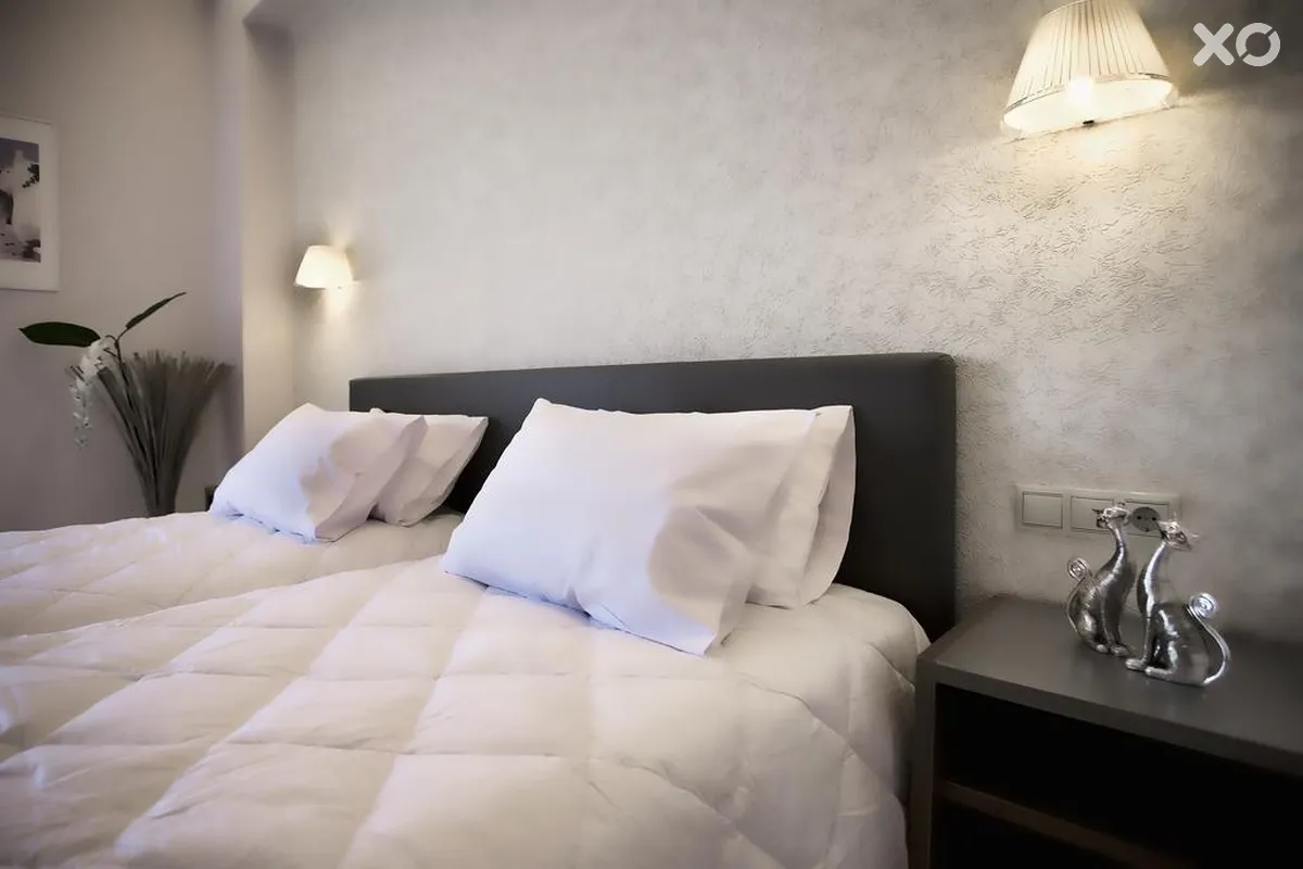Astron Hotel