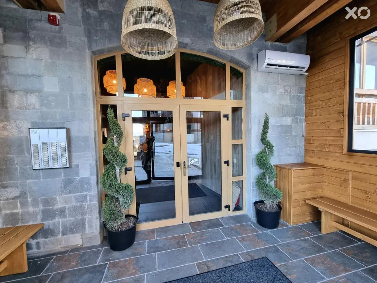 Entry E Bansko