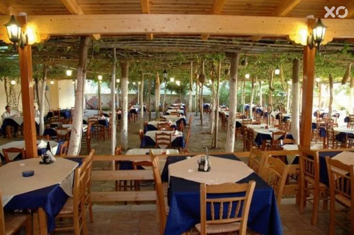 Lintzi Hotel
