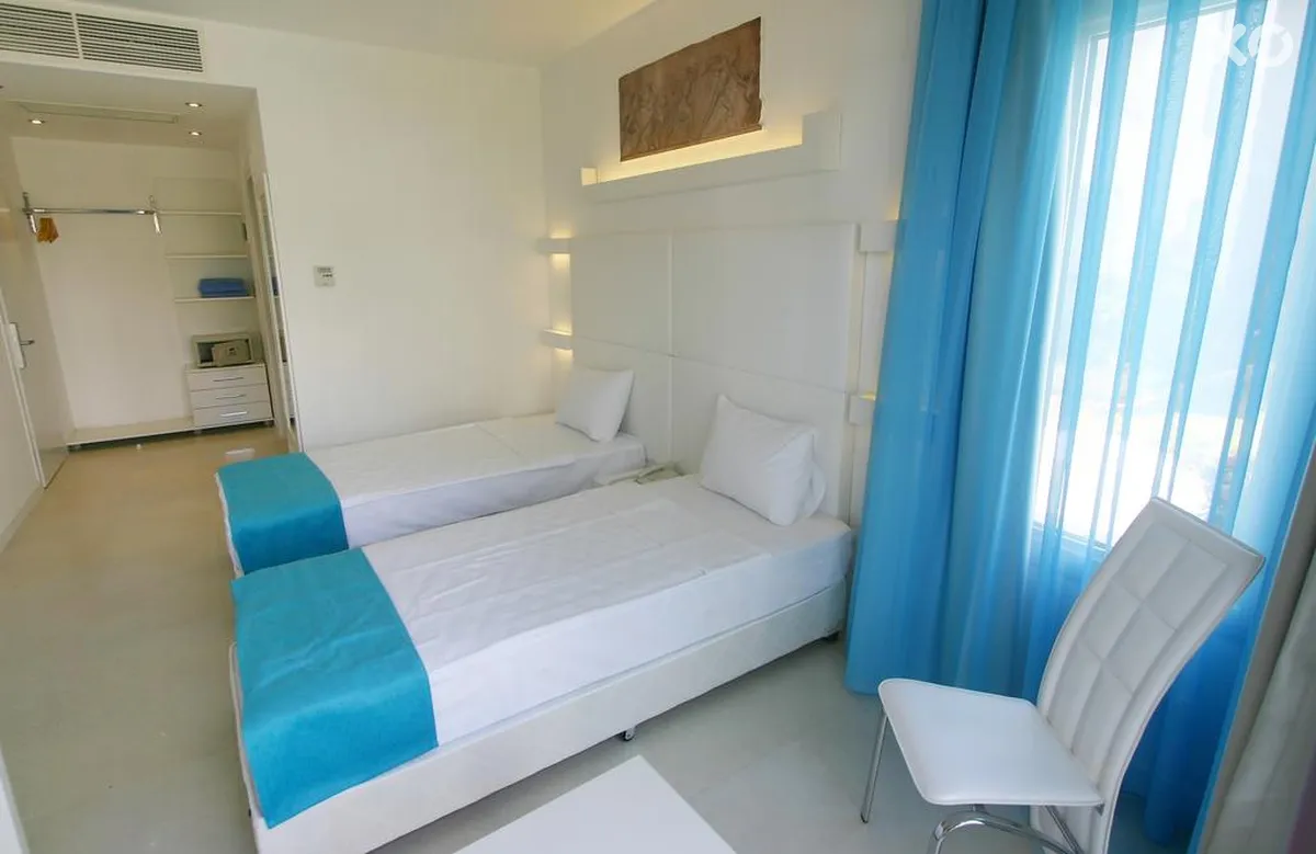 Costa Luvi Hotel