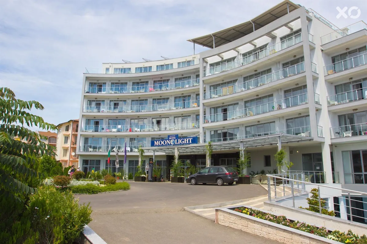Moonlight Hotel