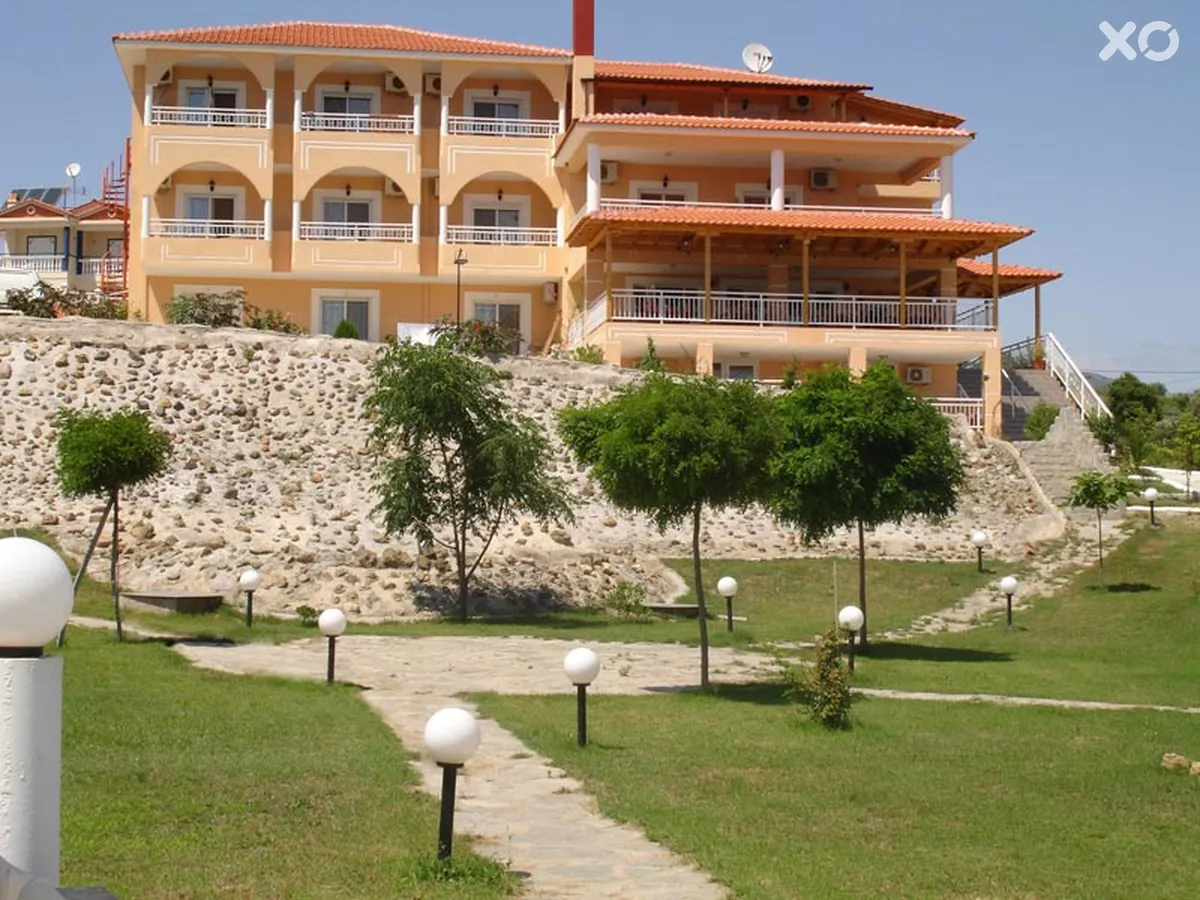 Grand Beach Hotel