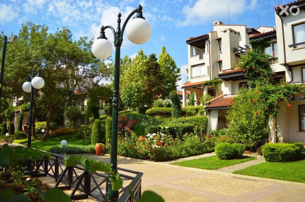 Oasis Resort & Spa