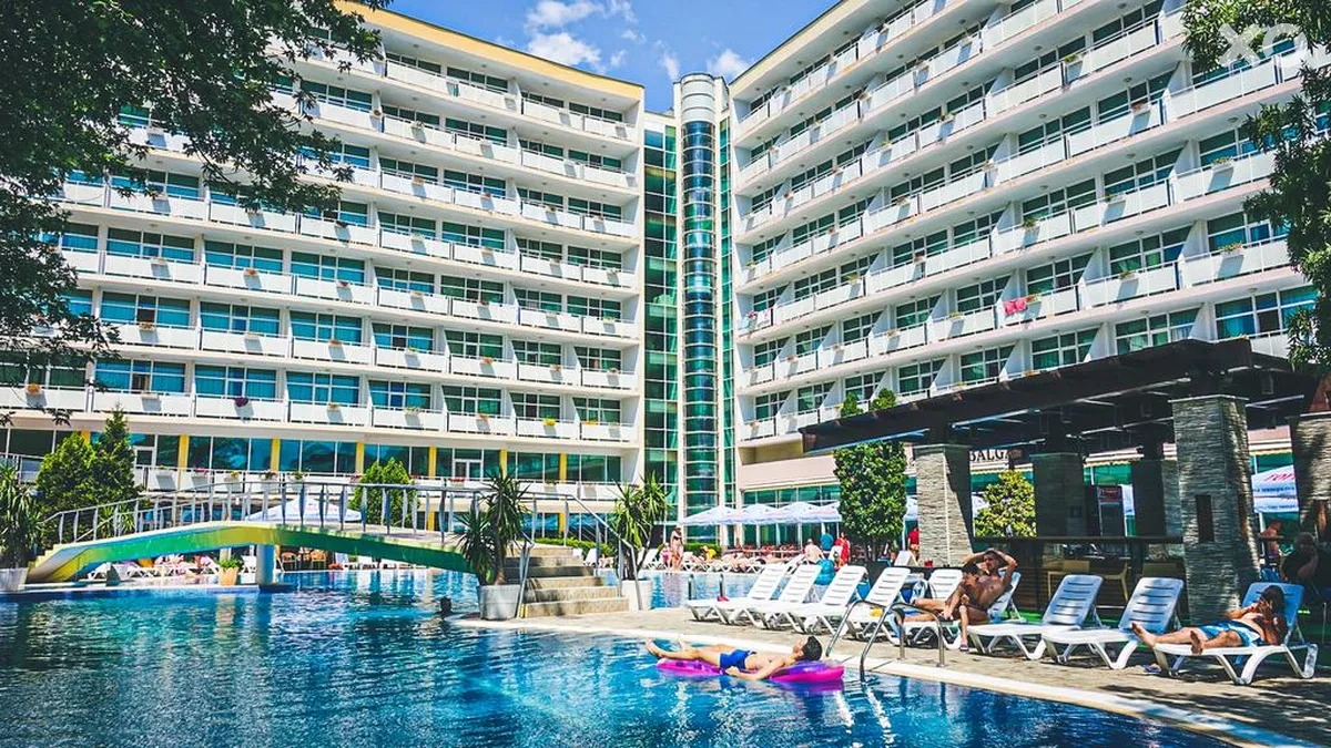 Grand Hotel Nirvana
