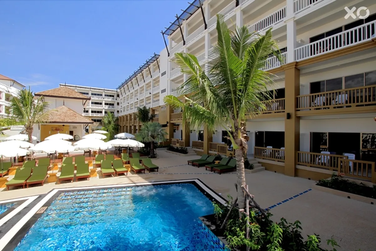 Kata Sea Breeze Resort