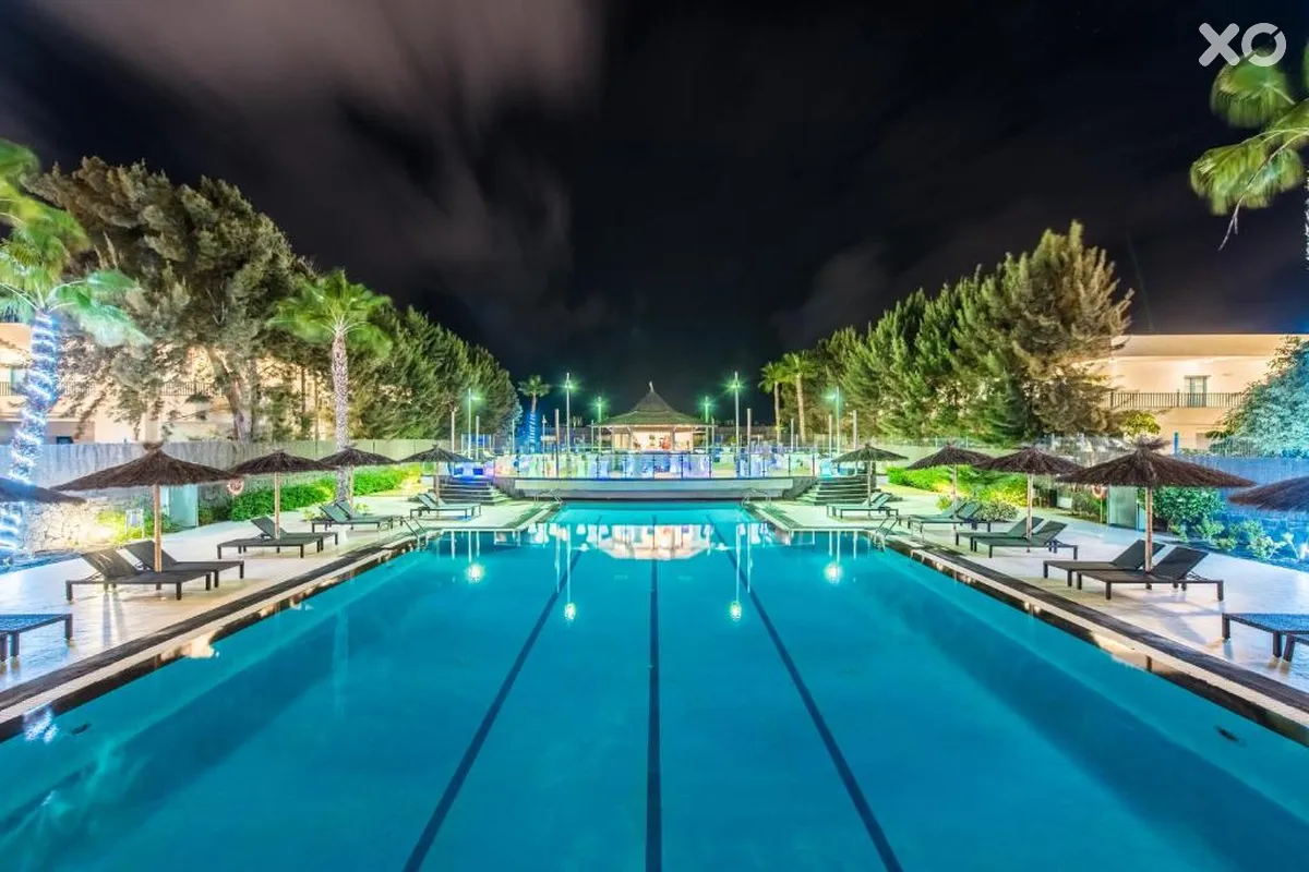 THB Tropical Island