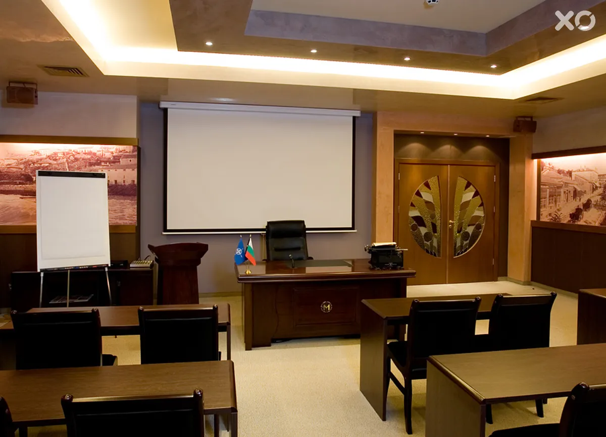 Mistral Hotel