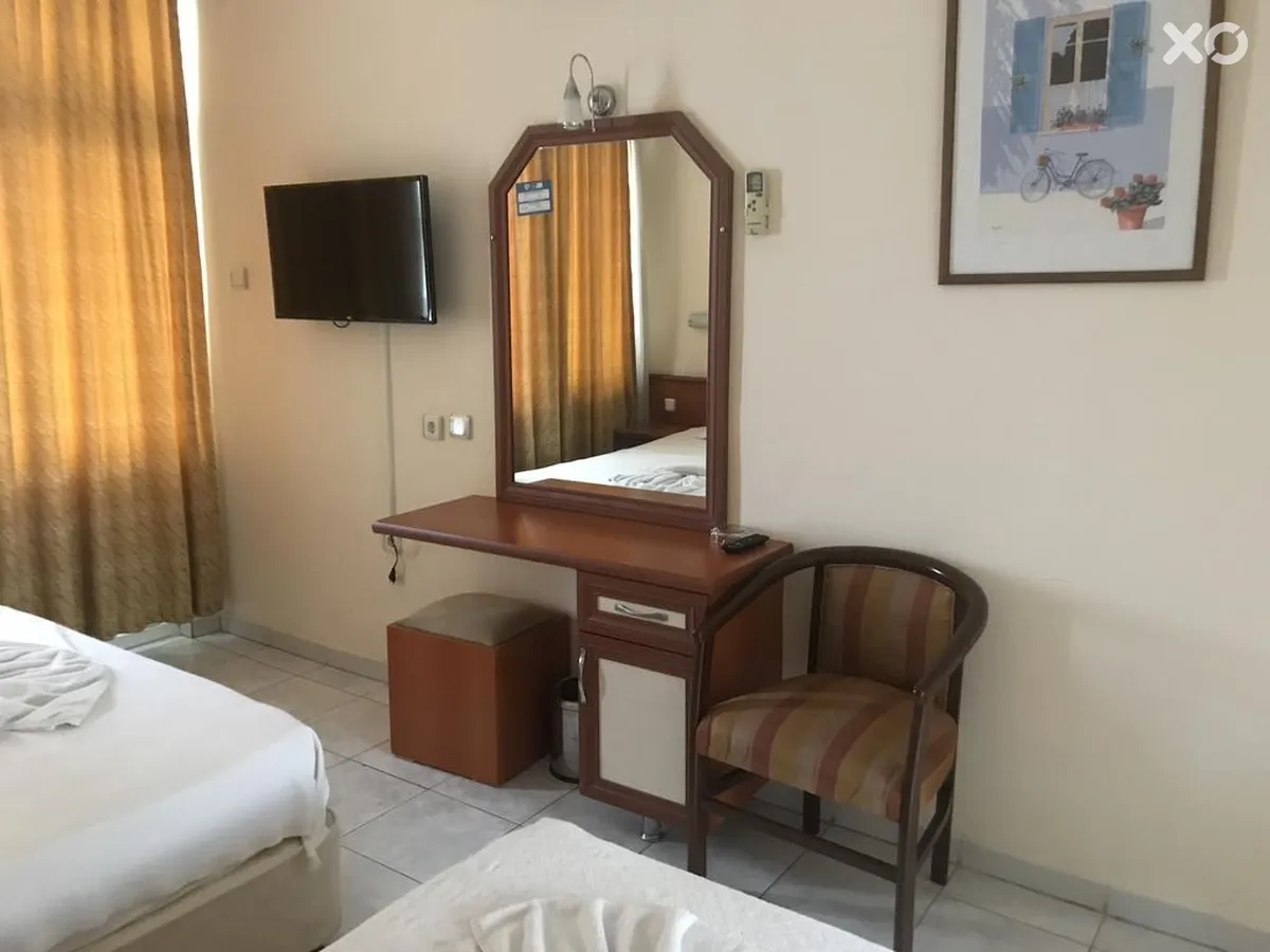 Muz Hotel