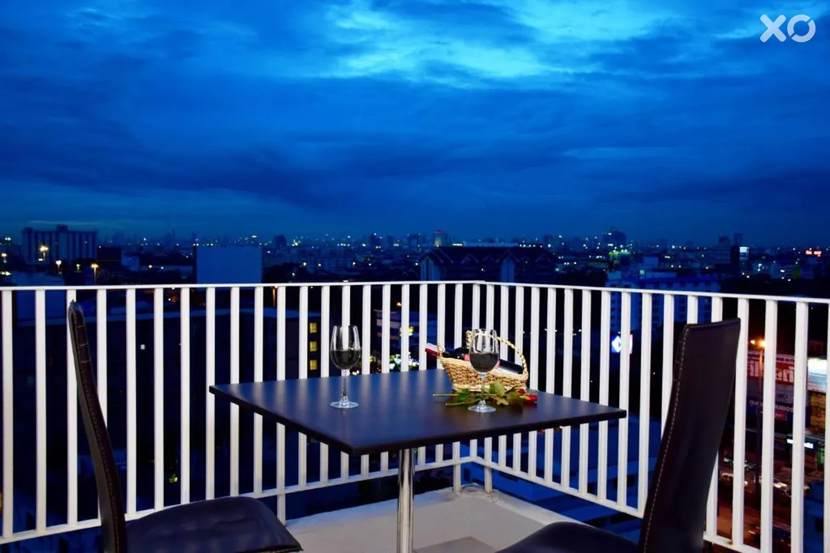 The Color Living Hotel